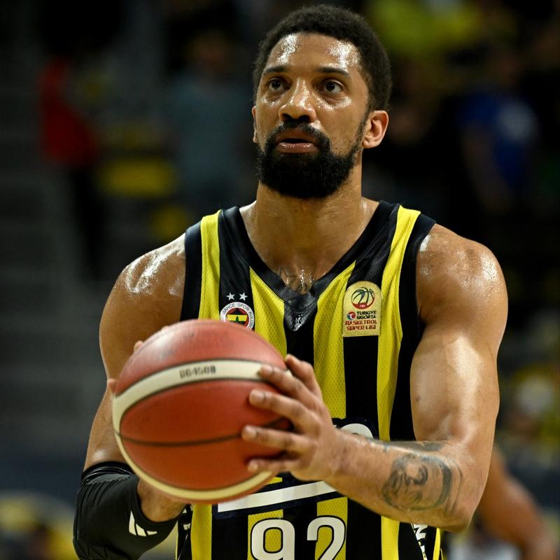 Fenerbahe, Khem Birch ile nikah tazeledi