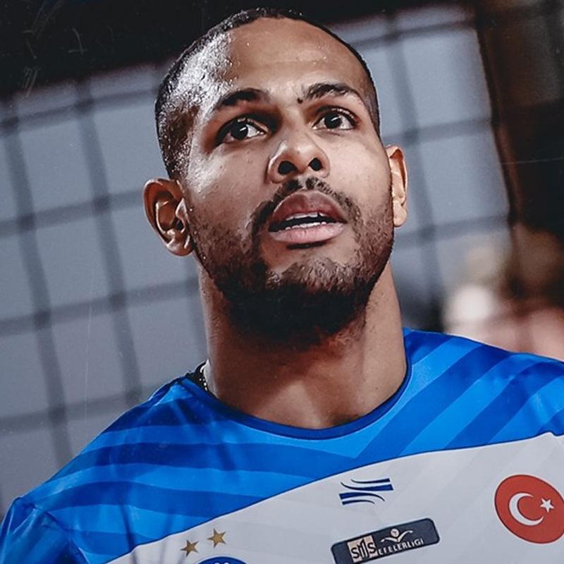 Halkbank, Yoandy Leal ile nikah tazeledi