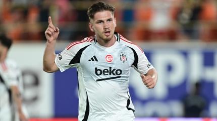 Ayrlk akland! Beikta, Semih Klsoy'u duyurdu