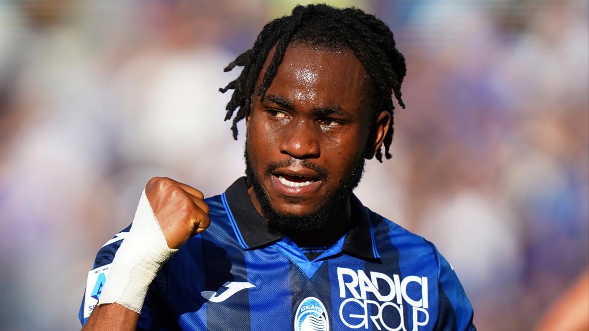 ademola lookman atalanta transfer fotoraflar resimleri