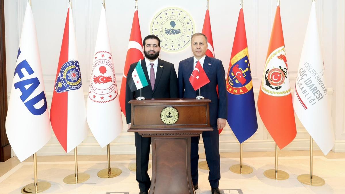 Bakan Yerlikaya Suriye Hattab fotoraflar resimleri