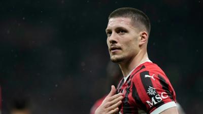 Luka Jovic'ten 2 yllk imza