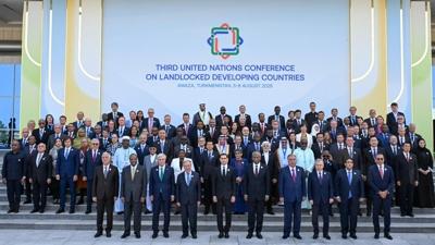 Trkiye'yi Bakan Uralolu temsil ediyor! LLDC toplants balad