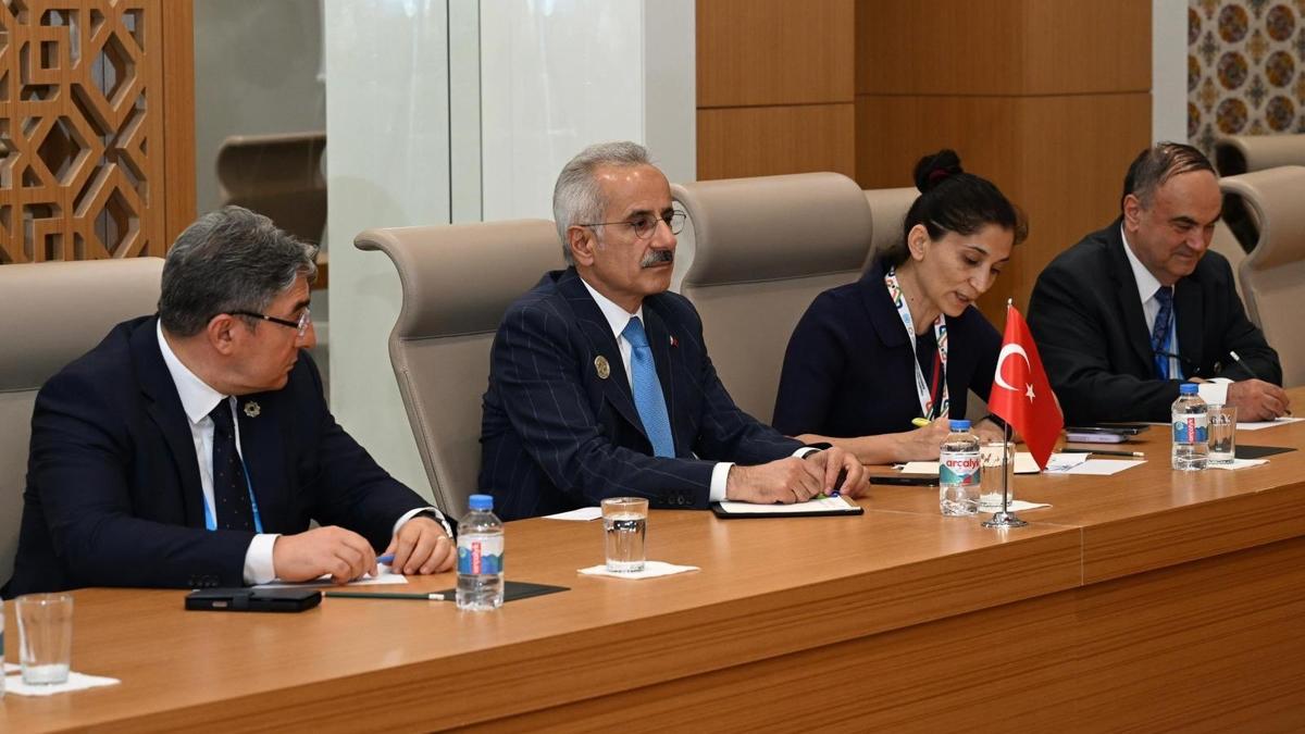 Ulatrma Bakan Demiryolu Ulatrma Haberleme Bakan fotoraflar resimleri