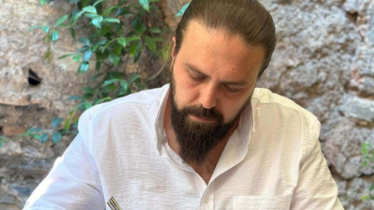 kitap Ova Mlakatlar yazar ketebe yaynlar fotoraflar resimleri