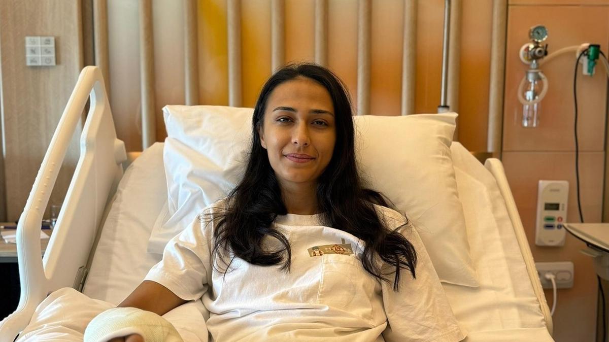 Simge Akz operasyon Voleybol Takm fotoraflar resimleri