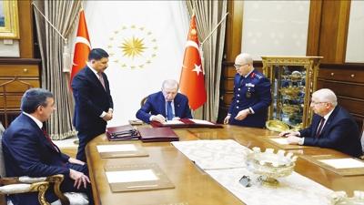 Genelkurmay Bakanl'nda Bayraktarolu dnemi