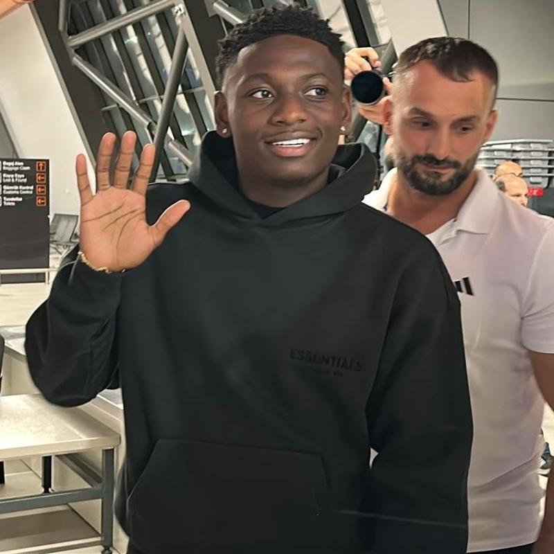 KAP aklamas geldi! Trabzonspor, Kazeem Olaigbe'yi duyurdu