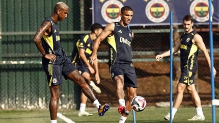Fenerbahe'de Feyenoord mesaisi balad!