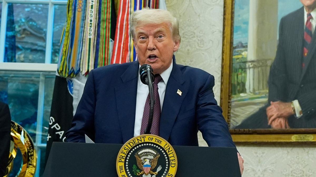 Trump BeyazSaray Aklama fotoraflar resimleri