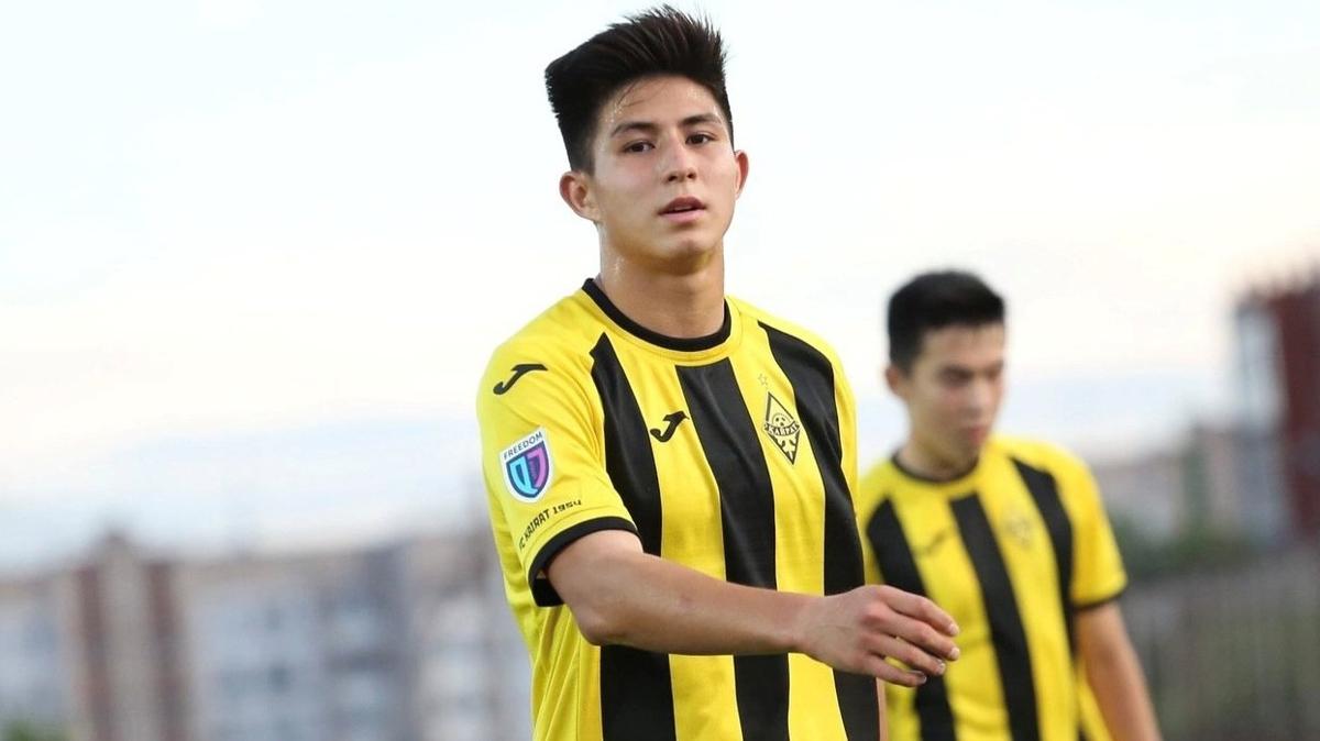 Chelsea Dastan Satpaev transfer fotoraflar resimleri
