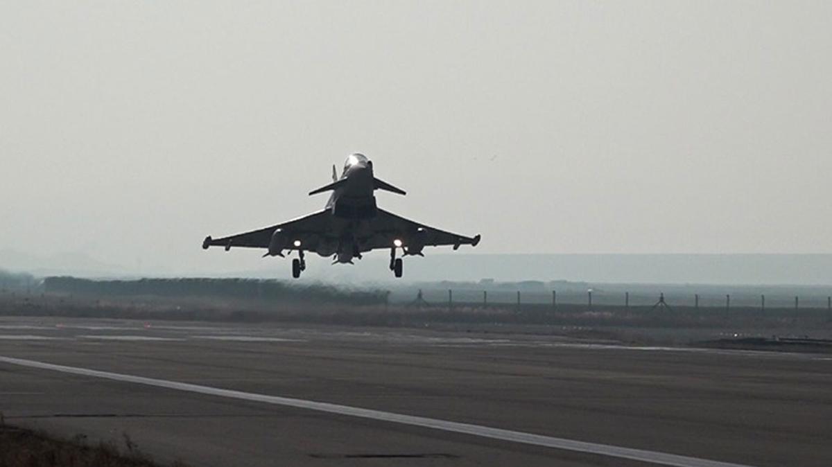 Eurofighter Typhoon BAE Orta Dou sava ua haberleri fotoraflar resimleri