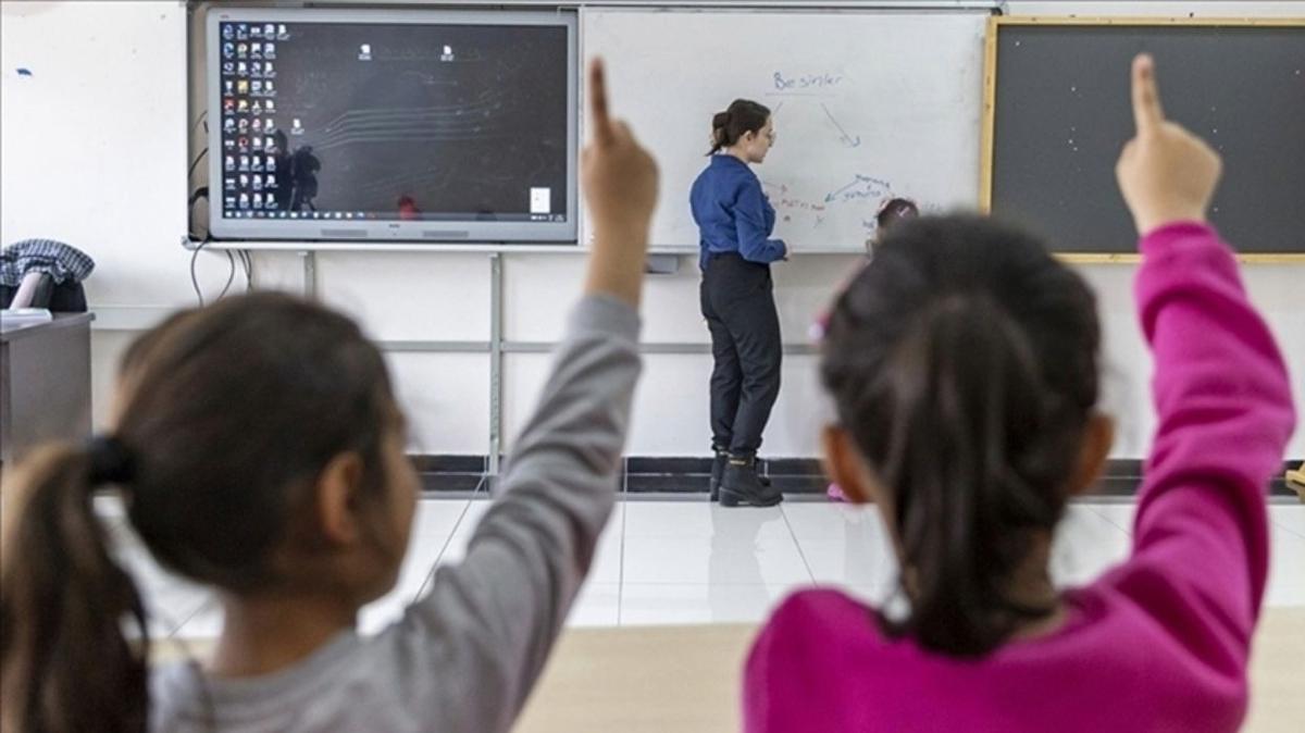 milli eitim bakanl Milli Eitim Bakan Yusuf Tekin retmen atama fotoraflar resimleri