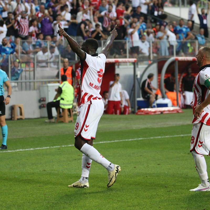 Samsunspor, evinde Genlerbirlii'ni devirdi