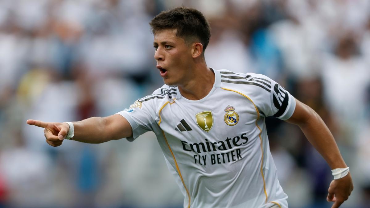 arda gler real madrid xabi alonso fotoraflar resimleri