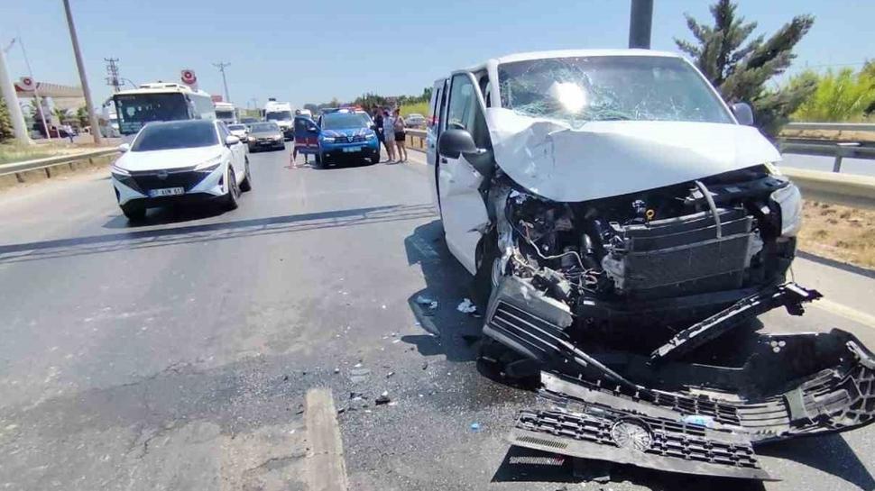 Antalya'da kaza: 5'i Hollandal 6 yaral