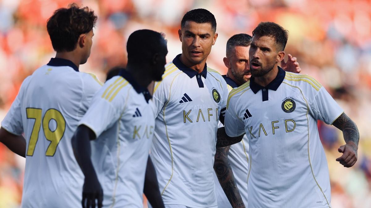 al nassr almeria futbol fotoraflar resimleri