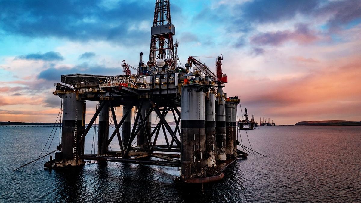 petrol ekonomi petrol retimi fotoraflar resimleri