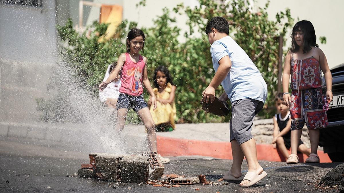 su kesintisi patlayan su borusu izmir eme karabalar ibrahim yumakl fotoraflar resimleri