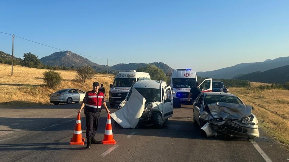 Isparta'da kaza facias: 1 l, 9 yaral...
