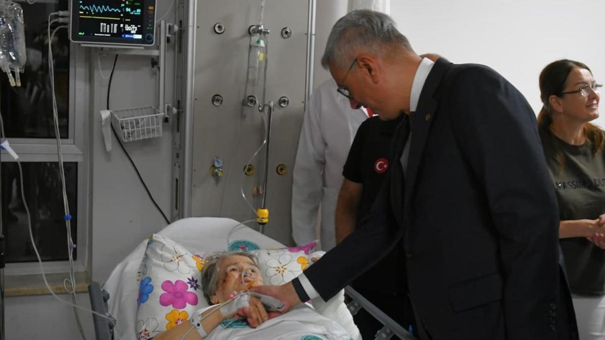 deprem  hastane tedavisi  hastalar fotoraflar resimleri
