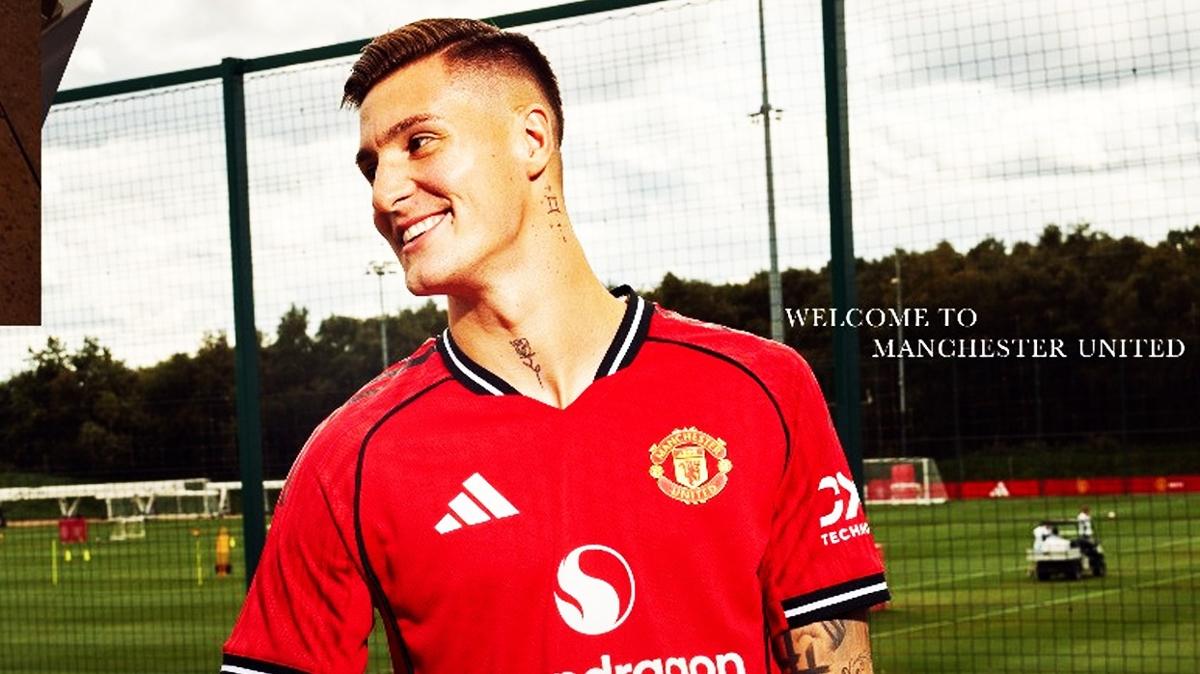 Benjamin Sesko Zlatan Ibrahimovic  Manchester United fotoraflar resimleri