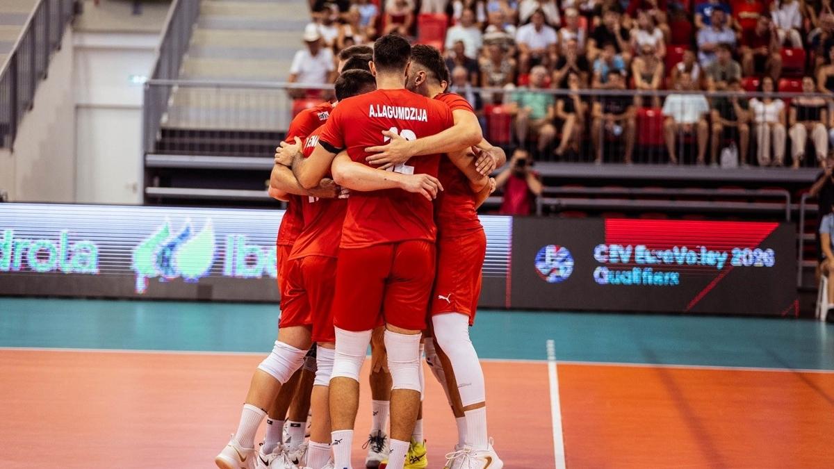 A Milli Erkek Voleybol Takm Danimarkla CEV fotoraflar resimleri