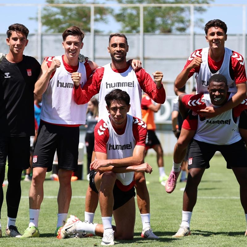 Sivasspor, Bodrum FK mesaisini s�rd�rd�