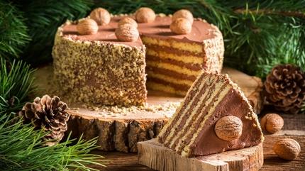 ay demlenmeden sofrada yerini alyor: Cevizli tarnl kek tarifi