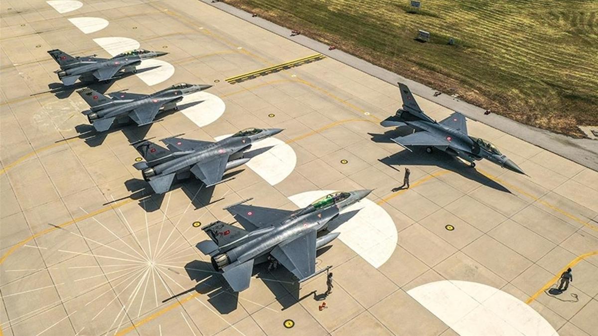 F-16 Modernizasyon Polonya Sava Ua Blok 72 Viper fotoraflar resimleri