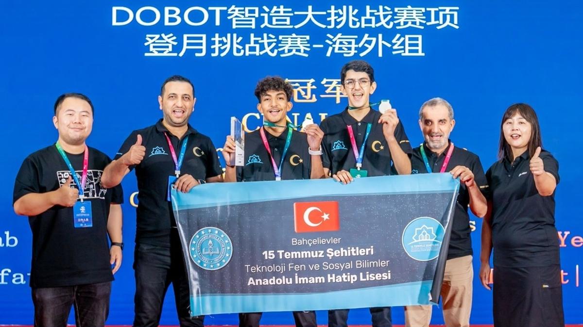 Robot Yarmas in mam Hatip 15 Temmuz ehitleri AHL fotoraflar resimleri