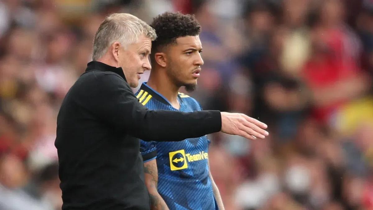 Juventus Armand Lauriente Jadon Sancho Beikta fotoraflar resimleri