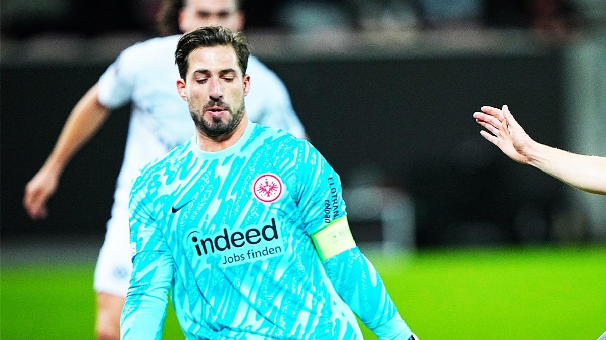 Kevin Trapp Transfer Paris Fc fotoraflar resimleri