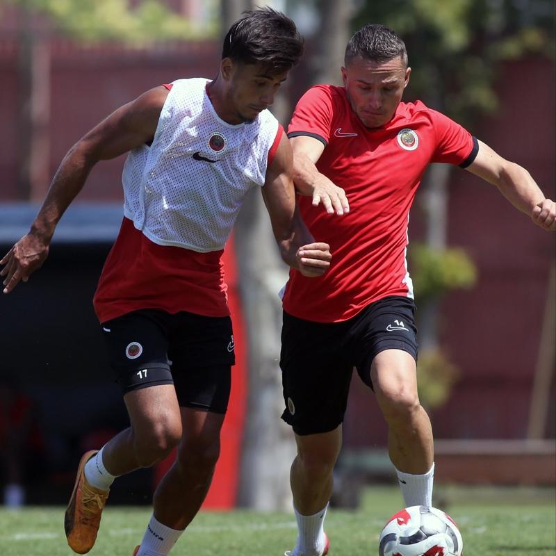 Gen�lerbirli�i'nde Antalyaspor mesaisi devam ediyor