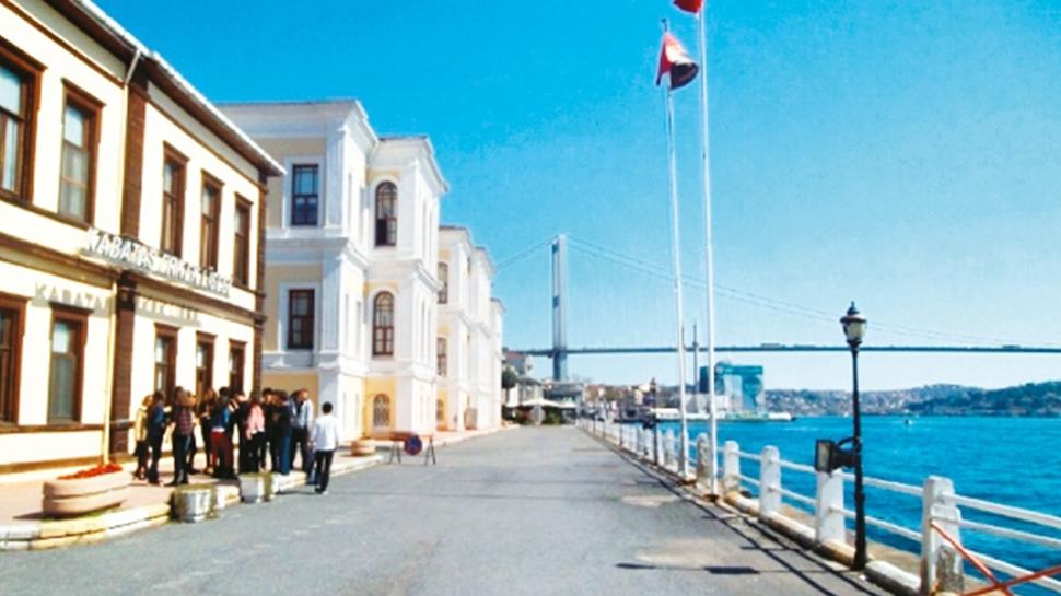 stanbul'da LGS ampiyonu 3 okul