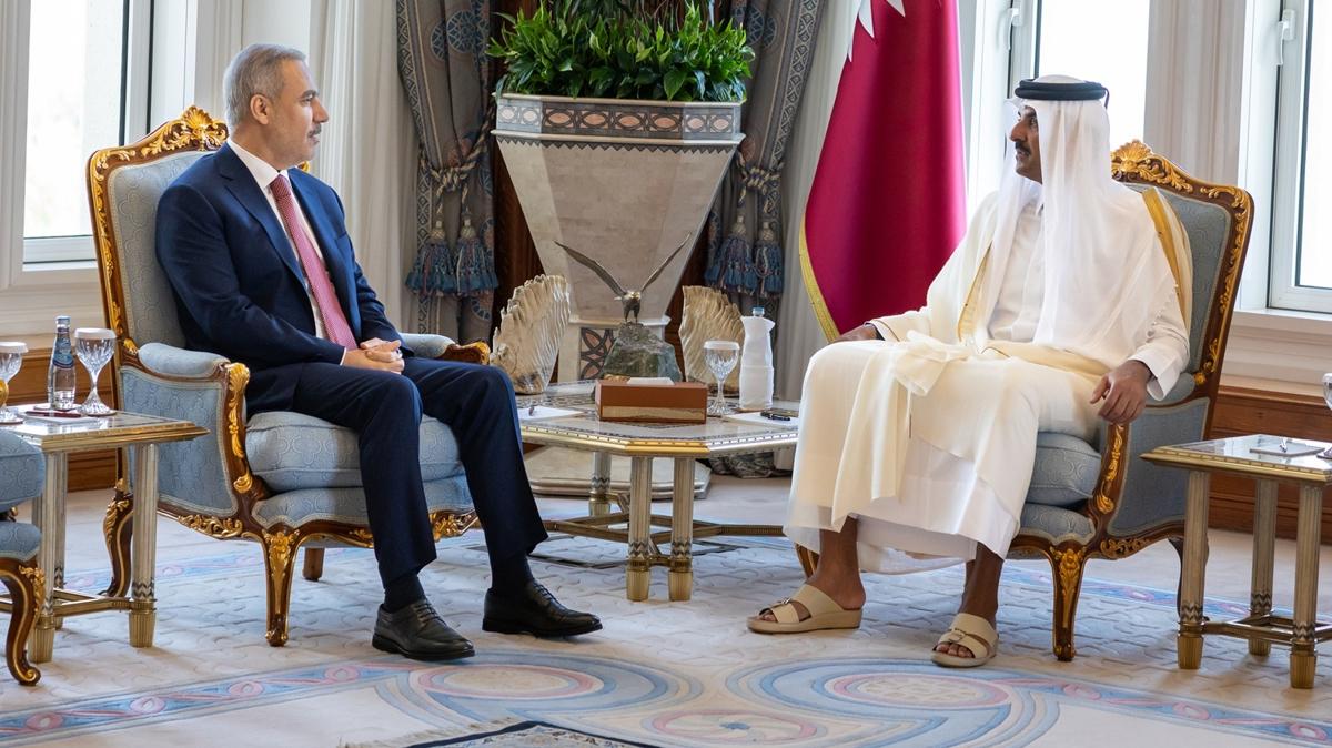 Dileri Bakan Hakan Fidan Bakan Fidan Katar Emiri eyh Tamim bin Hamad Al Thani  fotoraflar resimleri