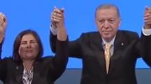 ''Alnm ak bam dik'' CHP'den istifa eden bakan AK Parti'ye katld