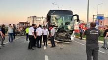 Erzurum'da yolcu otobsyle traktr arpt: 8 yaral