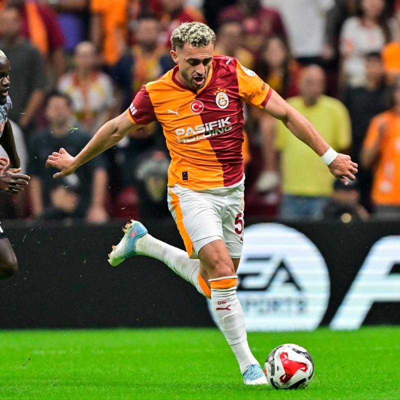Okan Buruk, Fatih Karagmrk karsnda ilk 11'ini bozmad