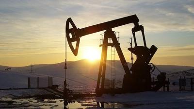 Petrol iin adm! 2 kuyu iin kollar svand