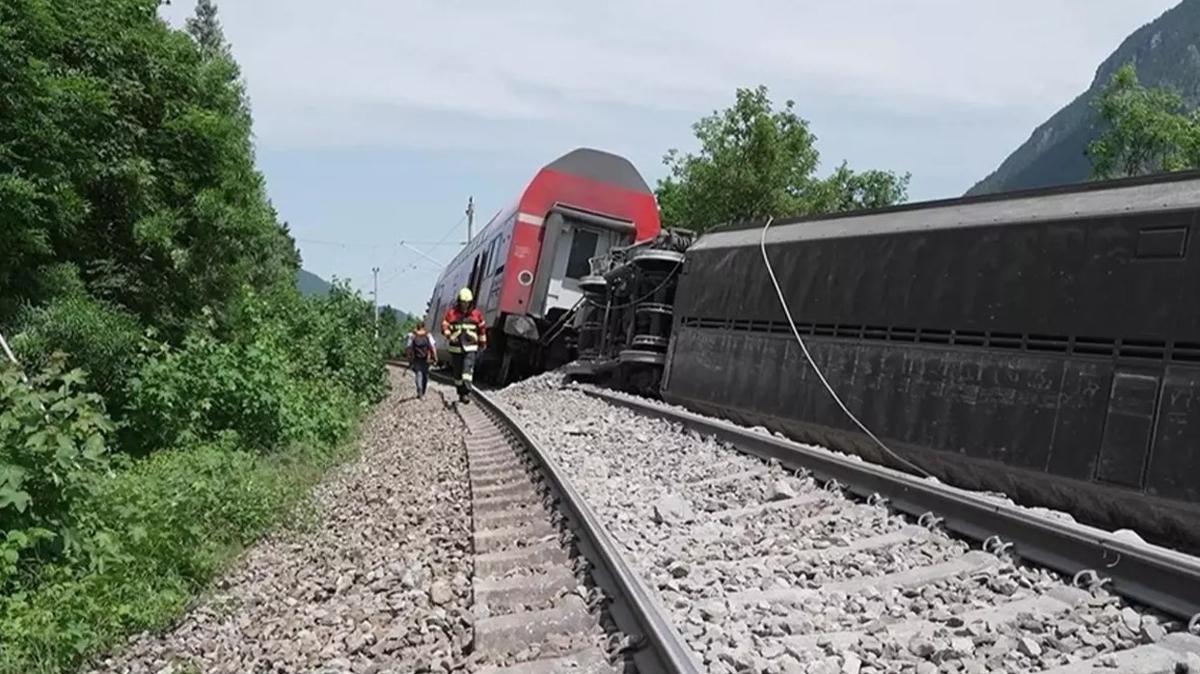 danimarka yolcu treni kaza fotoraflar resimleri