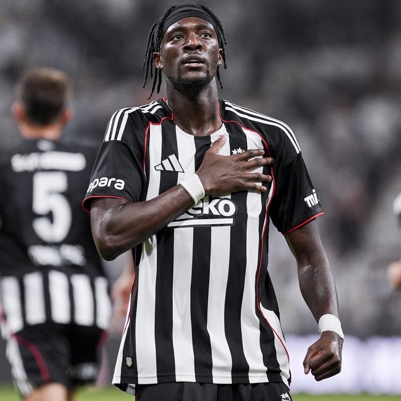 Beikta ligde perdeyi ayor! Rakip Eypspor...