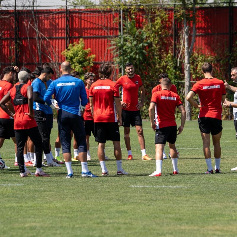 Gen�lerbirli�i evinde Antalyaspor'u konuk edecek