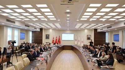 Bakan Ikhan, Memur-Sen ile bir araya geldi: Talepleri deerlendirdik