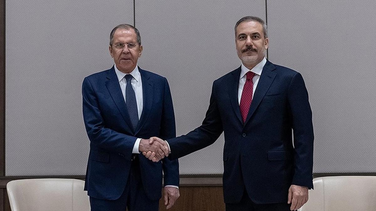 hakan fidan alasak zirvesi lavrov fotoraflar resimleri