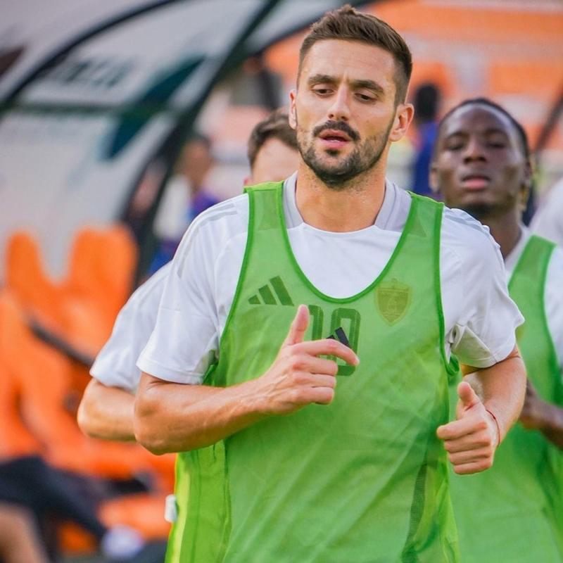 Dusan Tadic yeni takmnda da asistlerine devam ediyor