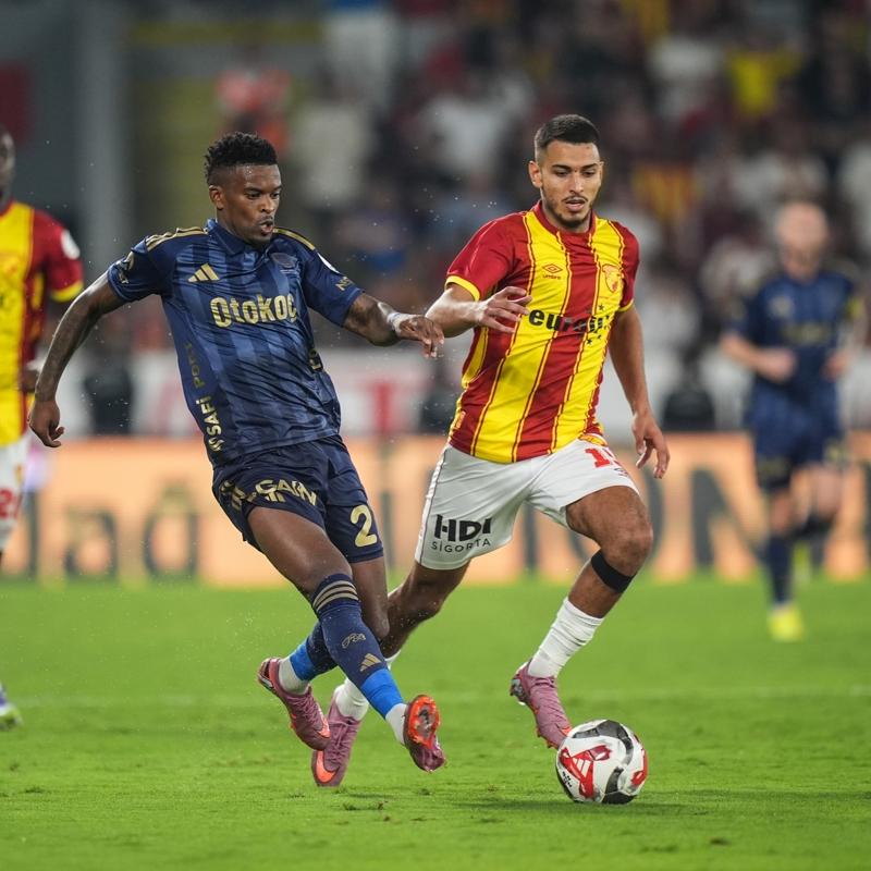 Fenerbahe kendini yakt!