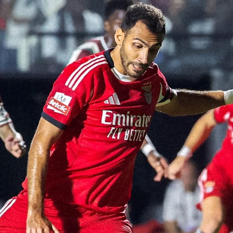 Fenerbahe'nin rakibi Benfica, deplasmanda kazand