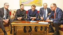 Batl liderlerde Ukrayna panii