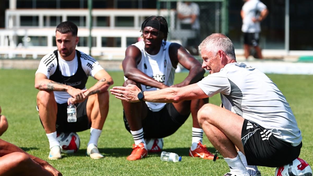 Beikta FC Lausanne Hazrlk fotoraflar resimleri